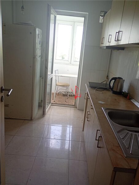 Basarabia- Costin Georgian apartament 2 camere, et. 6, 2 balcoane, bloc reabilitat