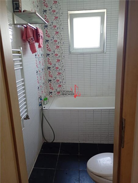 Basarabia- Costin Georgian apartament 2 camere, et. 6, 2 balcoane, bloc reabilitat