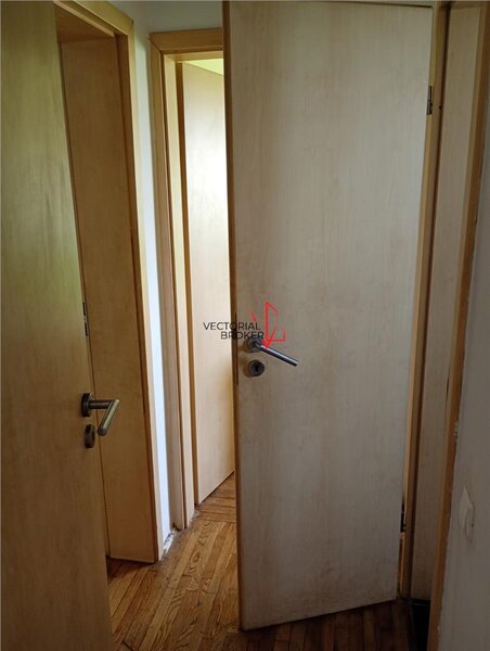 Basarabia- Costin Georgian apartament 2 camere, et. 6, 2 balcoane, bloc reabilitat