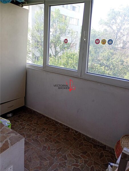 Basarabia- Costin Georgian apartament 2 camere, et. 6, 2 balcoane, bloc reabilitat